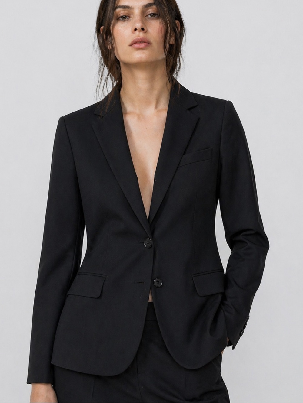 Theory Tailored Wool Blazer in Black